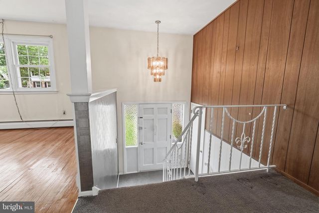 1198 STRATHMANN DR, Southampton, PA 18966