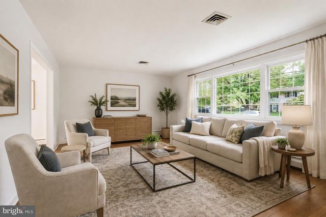 1198 STRATHMANN DR, Southampton, PA 18966