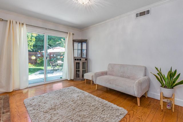 5105 Mount Rainier Dr, Sacramento, CA 95842