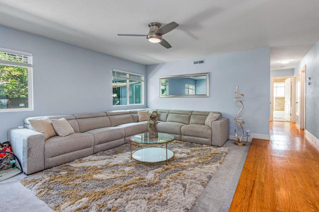 5105 Mount Rainier Dr, Sacramento, CA 95842