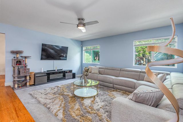 5105 Mount Rainier Dr, Sacramento, CA 95842