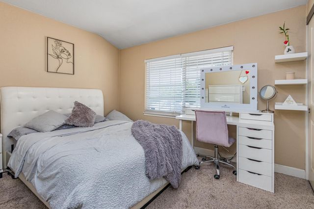 5105 Mount Rainier Dr, Sacramento, CA 95842