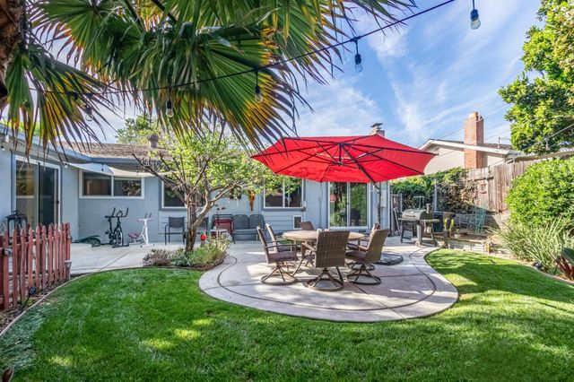 5105 Mount Rainier Dr, Sacramento, CA 95842