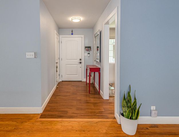 5105 Mount Rainier Dr, Sacramento, CA 95842