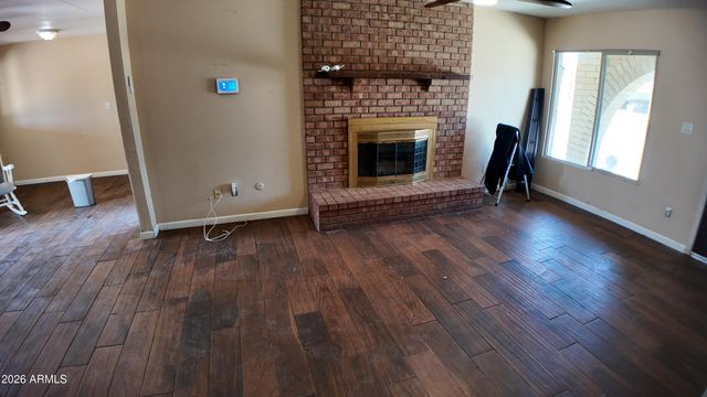 2327 E VICTORY Drive, Tempe, AZ 85288