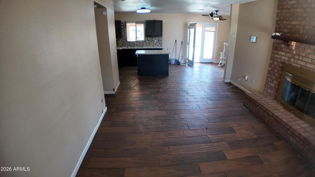 2327 E VICTORY Drive, Tempe, AZ 85288