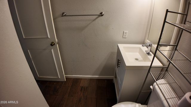 2327 E VICTORY Drive, Tempe, AZ 85288