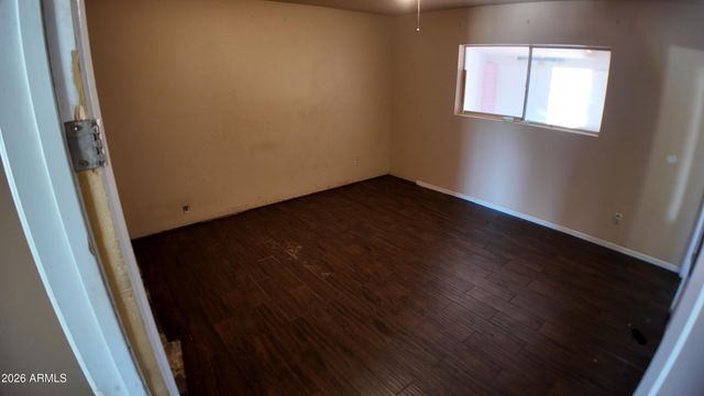 2327 E VICTORY Drive, Tempe, AZ 85288