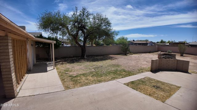 2327 E VICTORY Drive, Tempe, AZ 85288