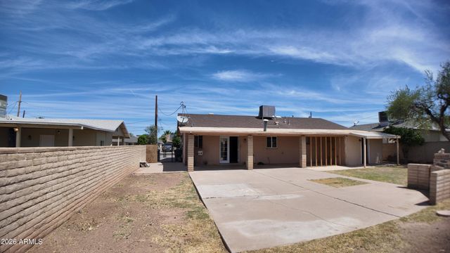 2327 E VICTORY Drive, Tempe, AZ 85288