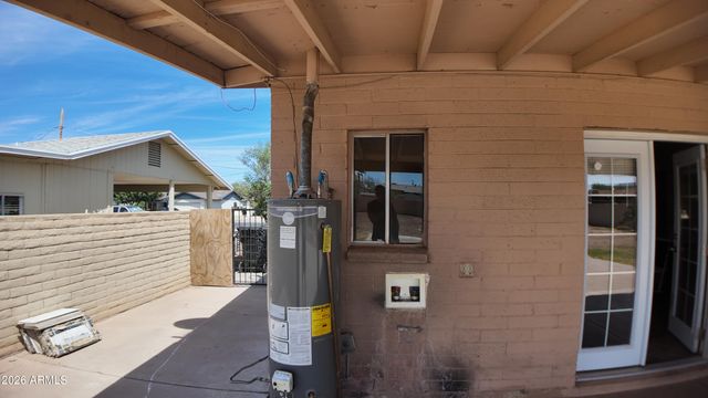 2327 E VICTORY Drive, Tempe, AZ 85288
