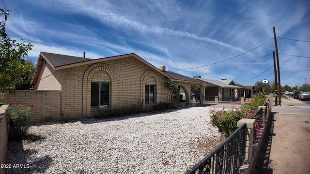 2327 E VICTORY Drive, Tempe, AZ 85288