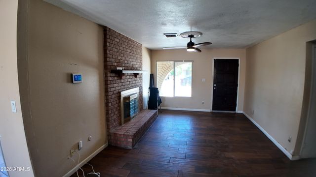 2327 E VICTORY Drive, Tempe, AZ 85288