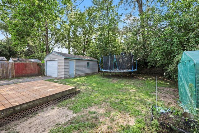 3729 Grape Avenue Ne, Plainfield Twp, MI 49525