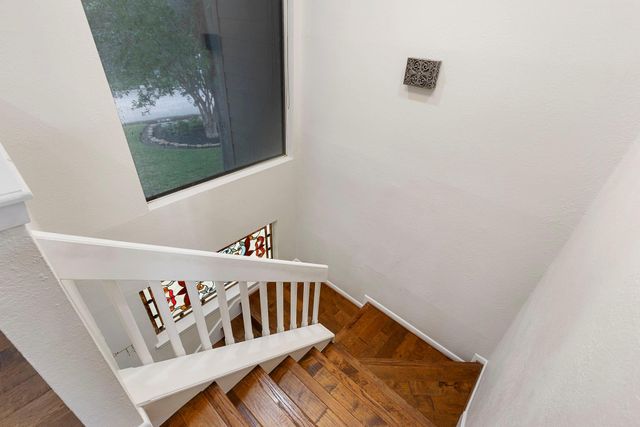3930 Knollcrest Drive, Montgomery, TX 77356