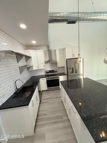 3130 N 37th Street 3, Phoenix, AZ 85018
