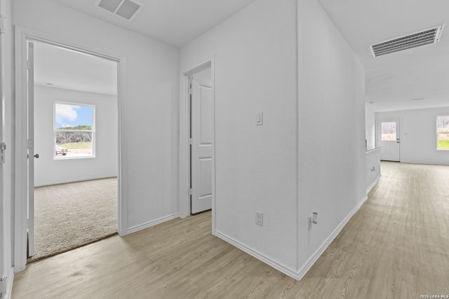 3307 GLACIER BLF, Kerrville, TX 78028