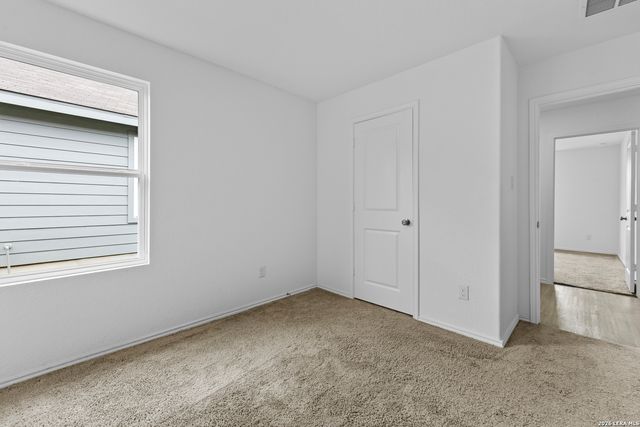 3307 GLACIER BLF, Kerrville, TX 78028