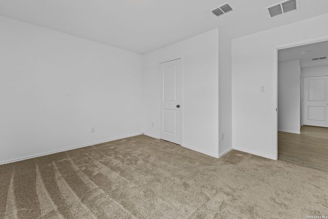 3307 GLACIER BLF, Kerrville, TX 78028