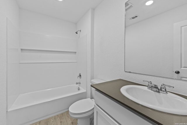 3307 GLACIER BLF, Kerrville, TX 78028