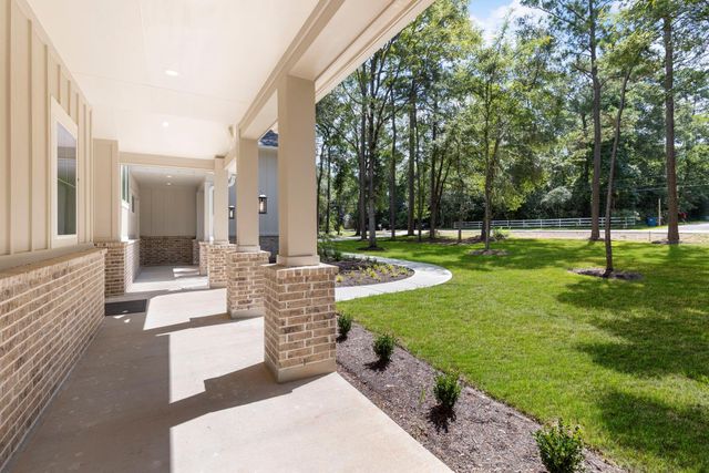 40715 Pipestone Road, Magnolia, TX 77354