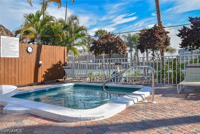 1012 Anglers CV D302, Marco Island, FL 34145