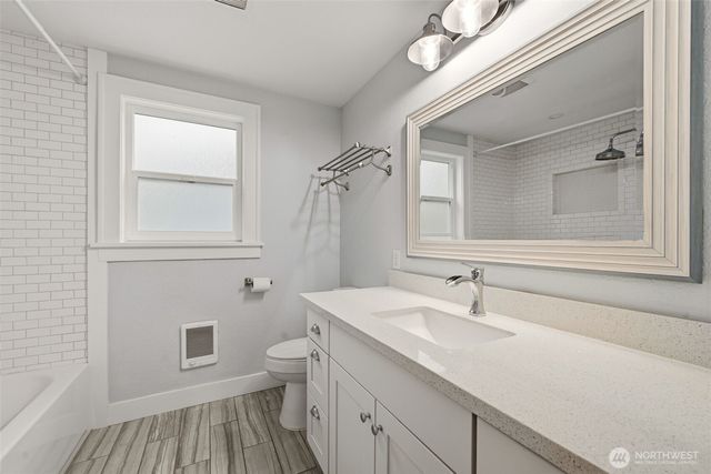 10408 Idlewild Road SW, Lakewood, WA 98498