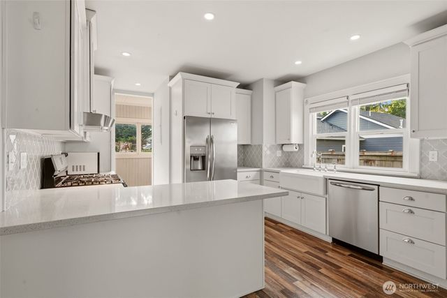 10408 Idlewild Road SW, Lakewood, WA 98498