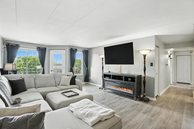 8750 Harrison Avenue 312, Munster, IN 46321