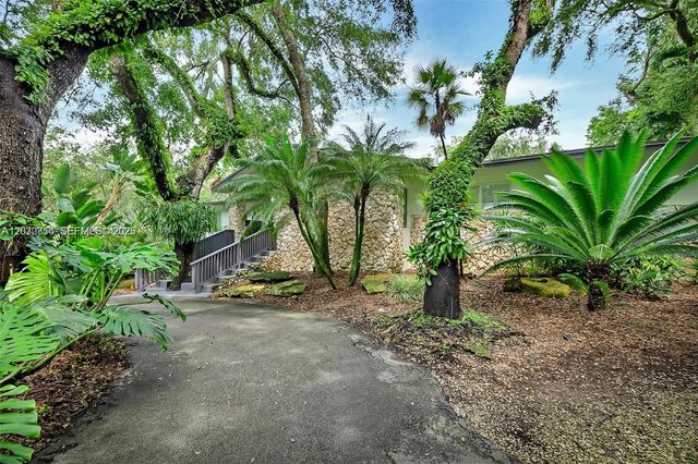 6565 SW 134th Drive, Pinecrest, FL 33156