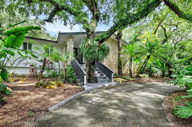 6565 SW 134th Drive, Pinecrest, FL 33156