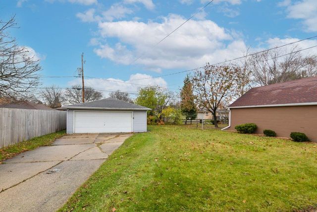 4747 S 21st STREET, Milwaukee, WI 53221