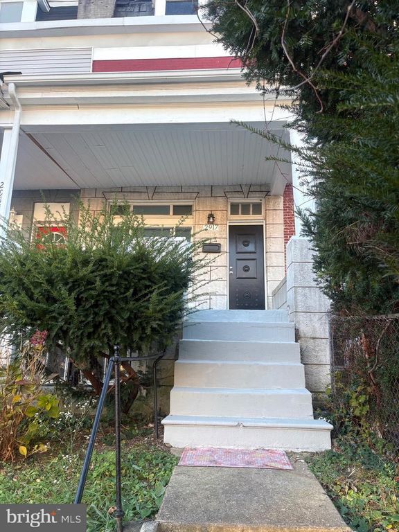 2917 WINCHESTER ST, Baltimore, MD 21216
