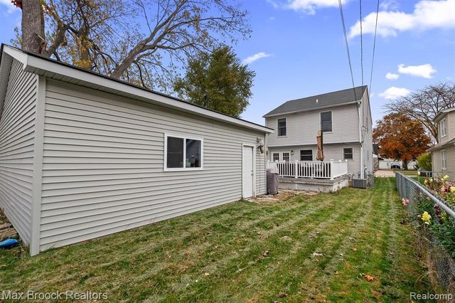 3515 Bacon Avenue, Berkley, MI 48072