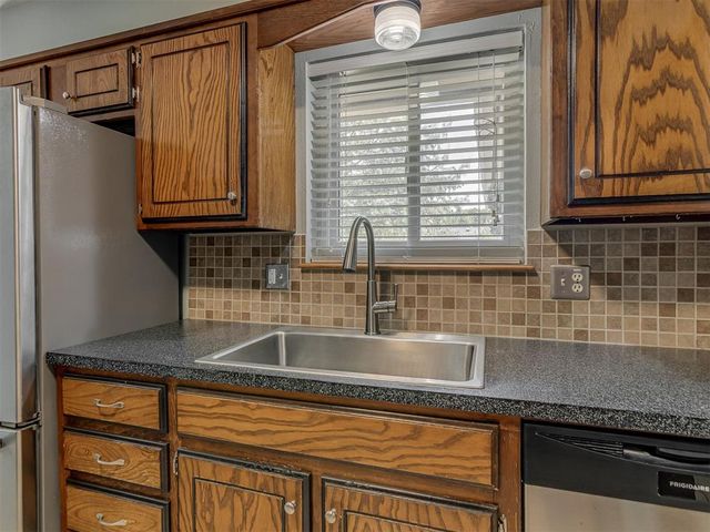 2004 Oak Forest Drive, Norman, OK 73071