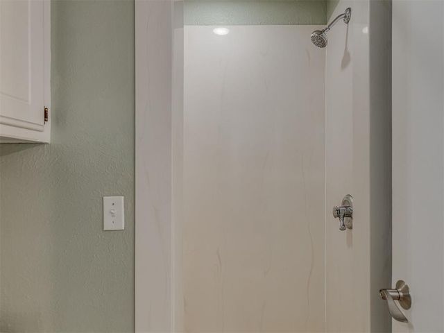 2004 Oak Forest Drive, Norman, OK 73071