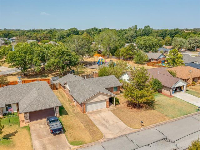 2004 Oak Forest Drive, Norman, OK 73071