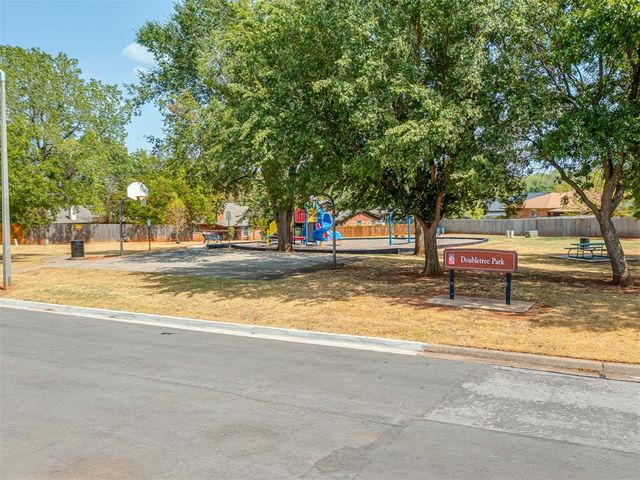 2004 Oak Forest Drive, Norman, OK 73071