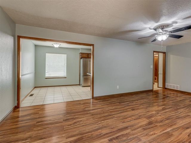 2004 Oak Forest Drive, Norman, OK 73071
