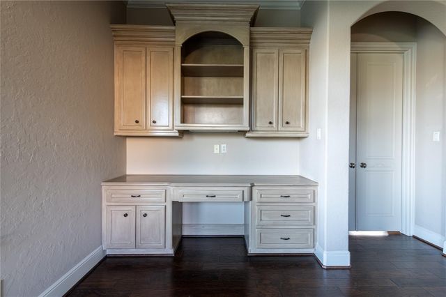 25702 Golden Bell Drive, Spring, TX 77389
