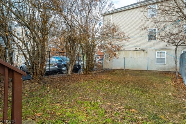 497 7Th Ave, Newark City, NJ 07107