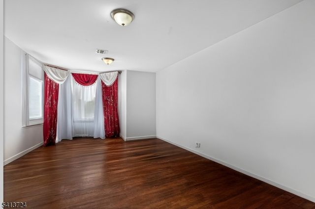 497 7Th Ave, Newark City, NJ 07107