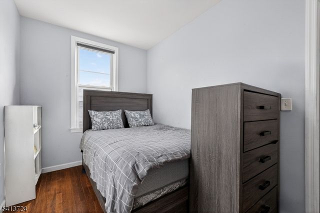 497 7Th Ave, Newark City, NJ 07107