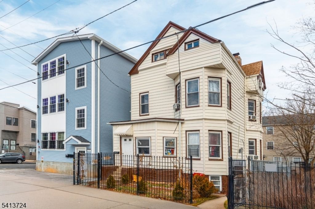 497 7Th Ave, Newark City, NJ 07107