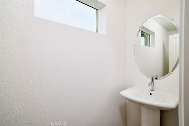 5986 Altyn Avenue, Eastvale, CA 92880