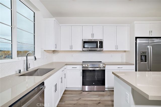 5986 Altyn Avenue, Eastvale, CA 92880