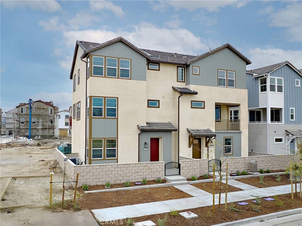 5986 Altyn Avenue, Eastvale, CA 92880