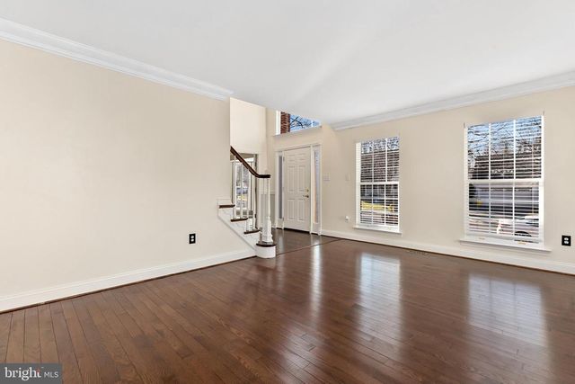 1521 FENWAY RD, Crofton, MD 21114