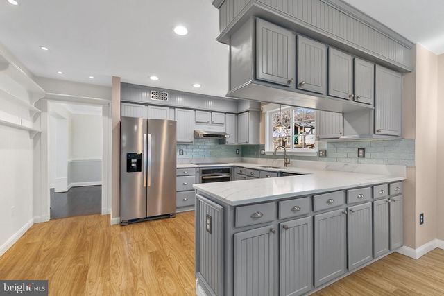 1521 FENWAY RD, Crofton, MD 21114