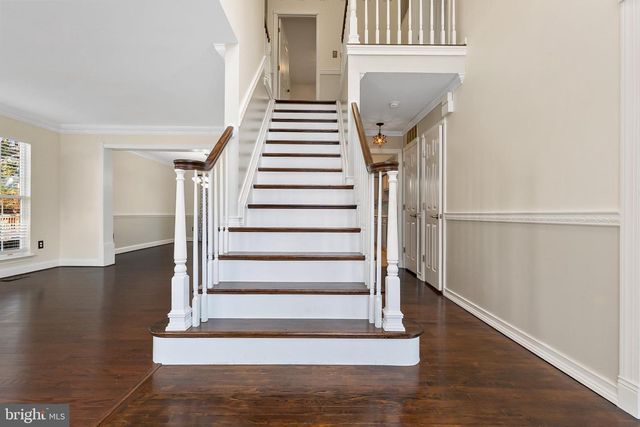 1521 FENWAY RD, Crofton, MD 21114